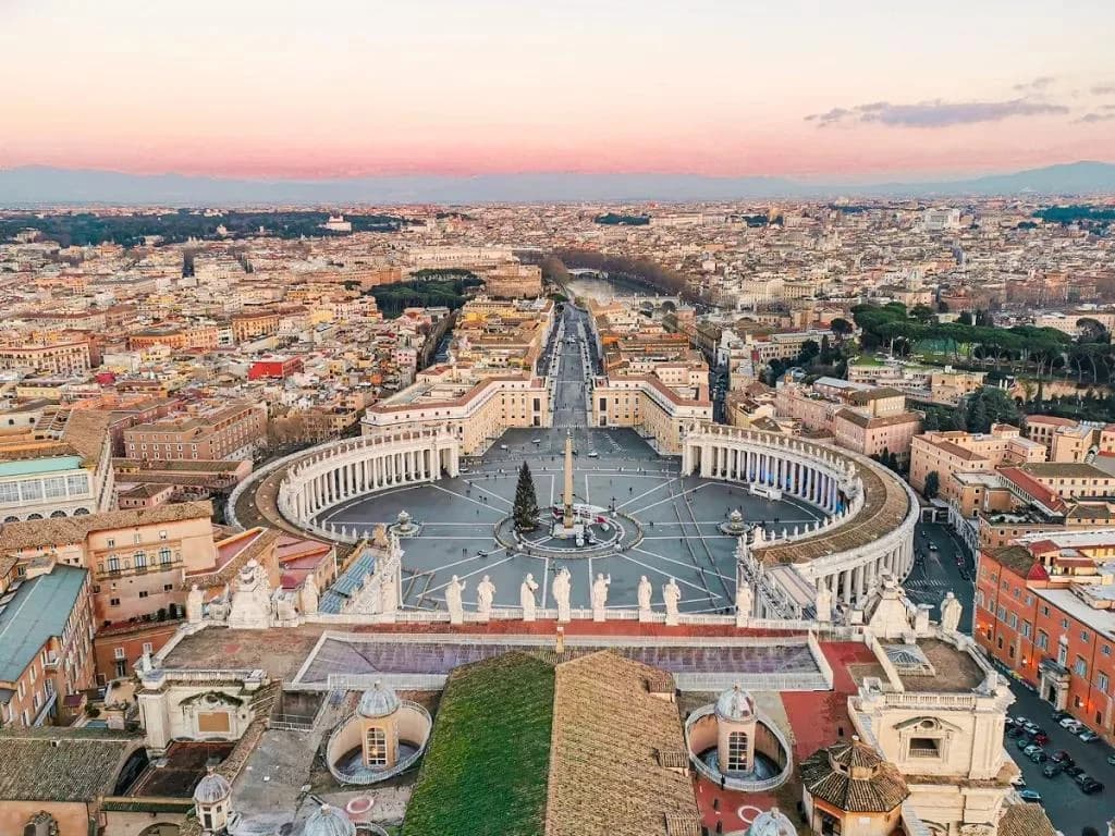 Ingresso e biglietti per Basilica di San Pietro: Biglietto d'ingresso alla Cupola con ascensore e tour audioguidato