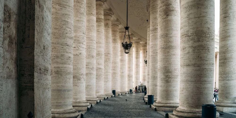 Ingresso e biglietti per Basilica di San Pietro, Piazza e Grotte Papali: Visita guidata pomeridiana