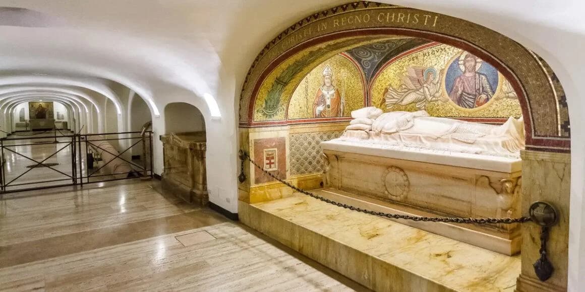 Ingresso e biglietti per Basilica di San Pietro, Piazza e Grotte Papali: Visita guidata pomeridiana
