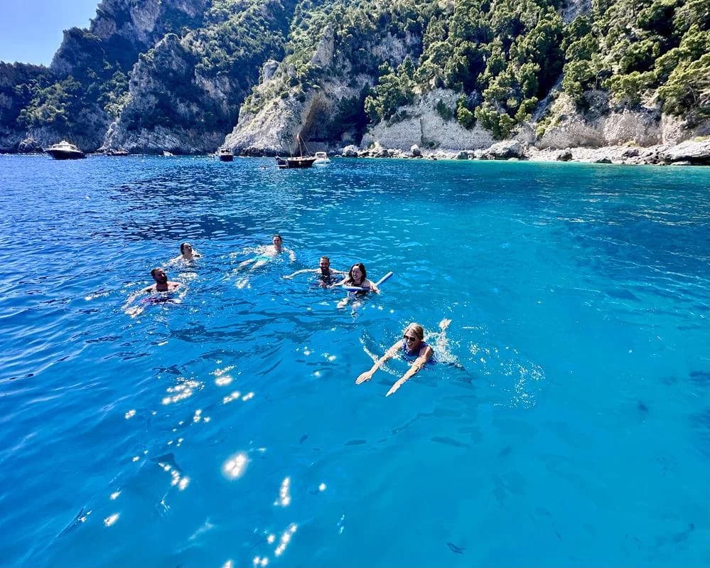 Ingresso e biglietti per Escursione in barca a Sorrento, Capri e Grotta Azzurra