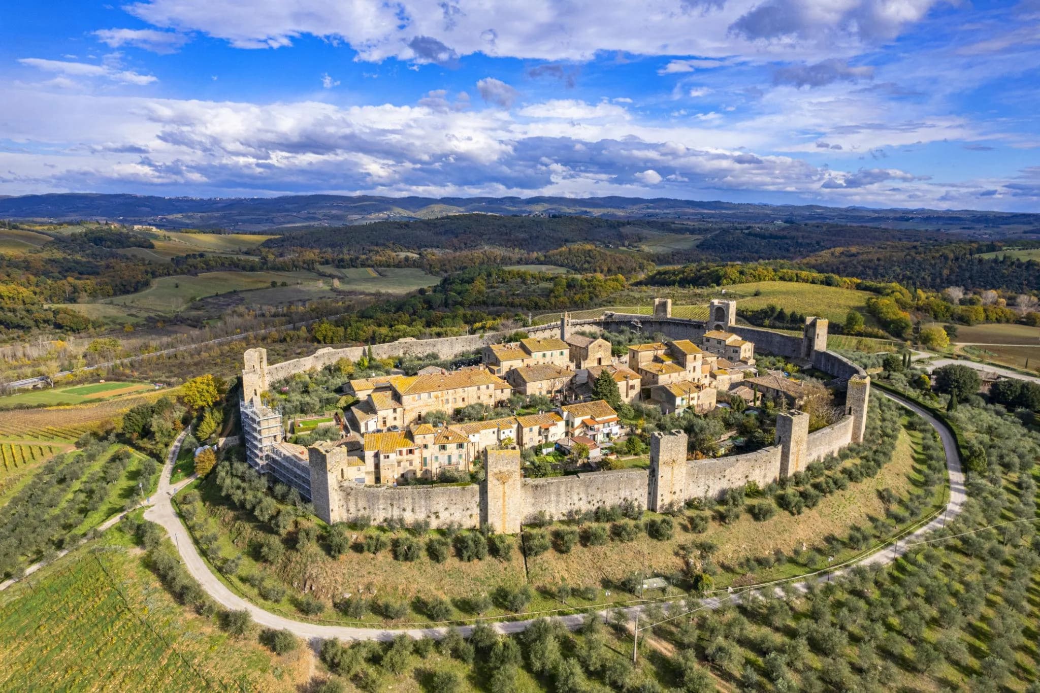 Ingresso e biglietti per Gita di un giorno con pranzo e degustazione di vini