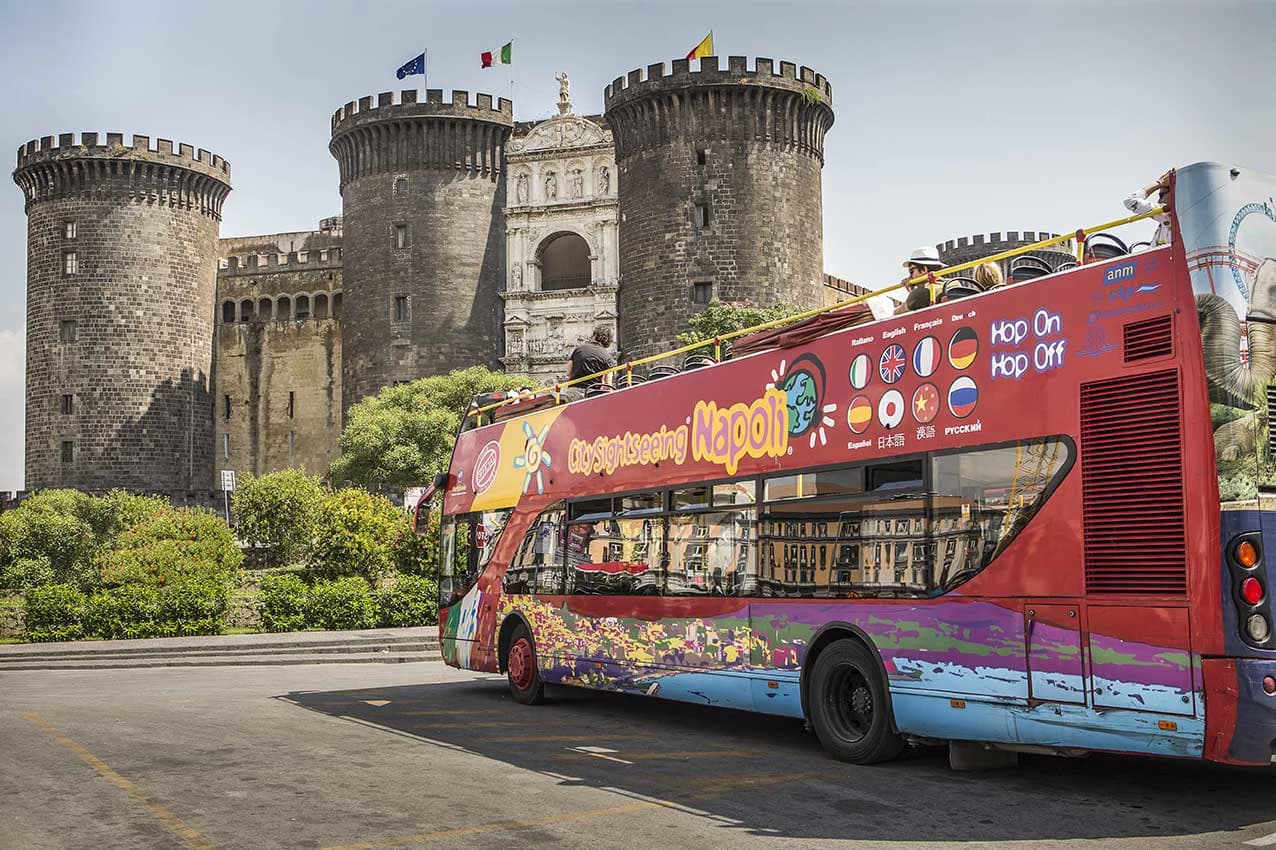 Ingresso e biglietti per Hop on Hop Off Napoli