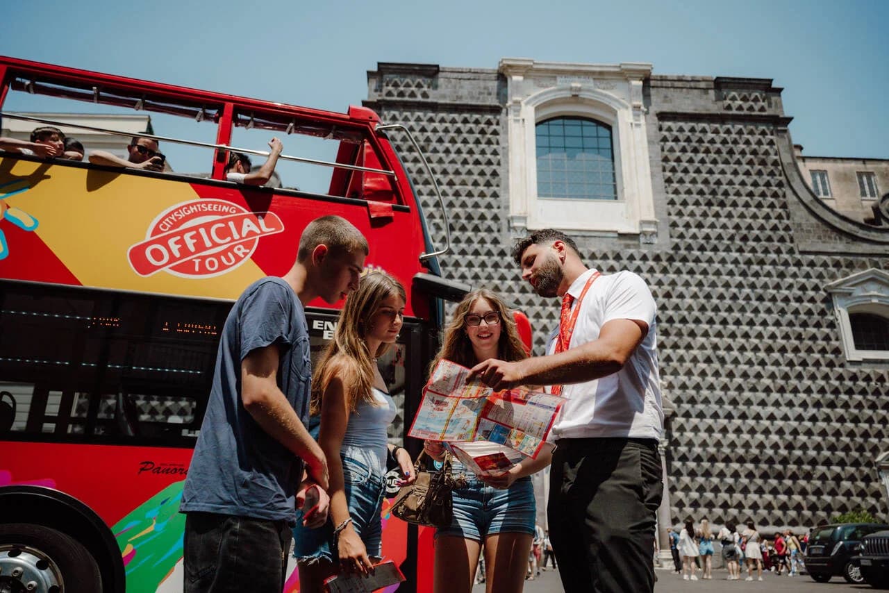 Ingresso e biglietti per Hop on Hop Off Napoli