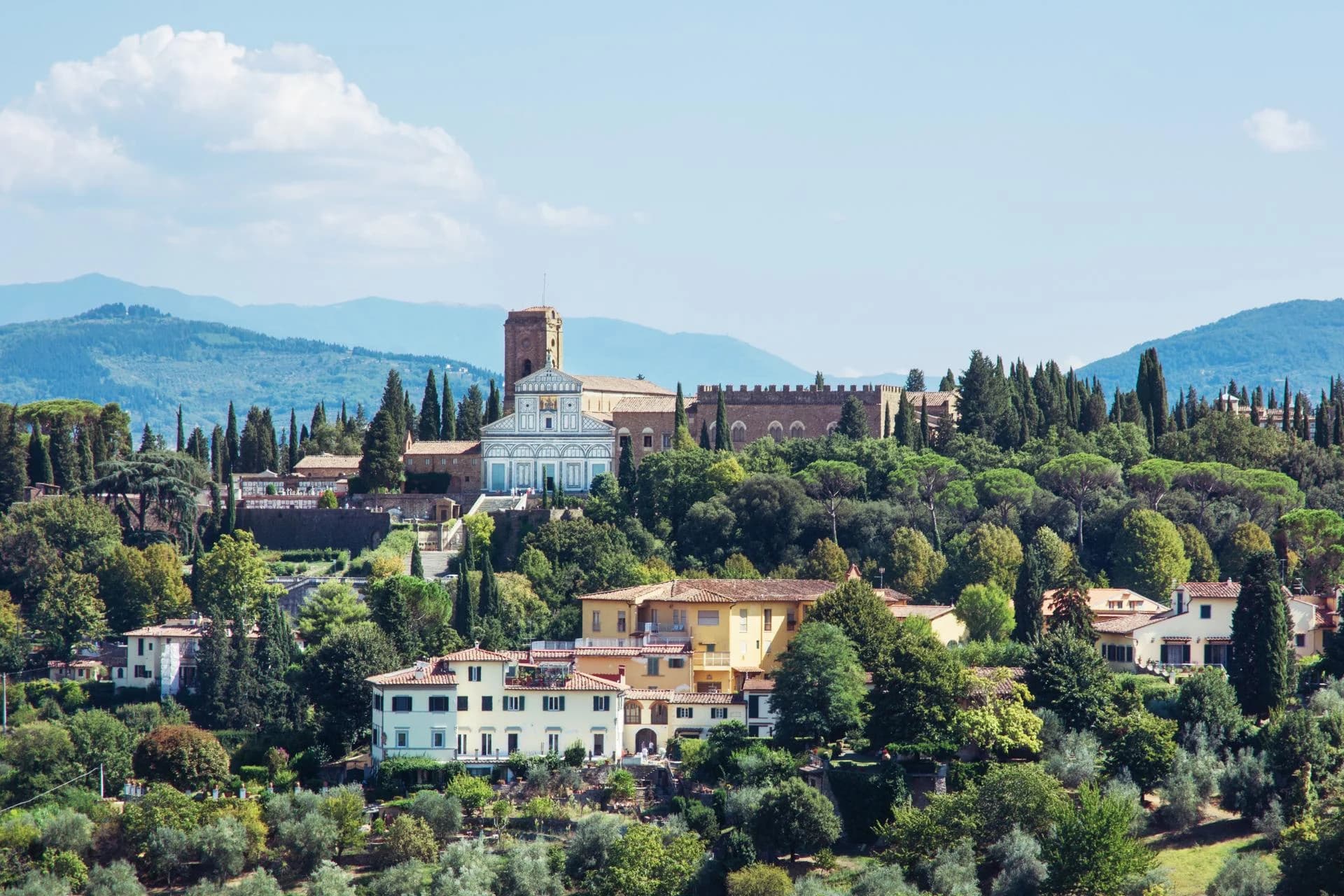 Ingresso e biglietti per Intorno alle colline di Firenze in Vespa elettrica - Self Drive