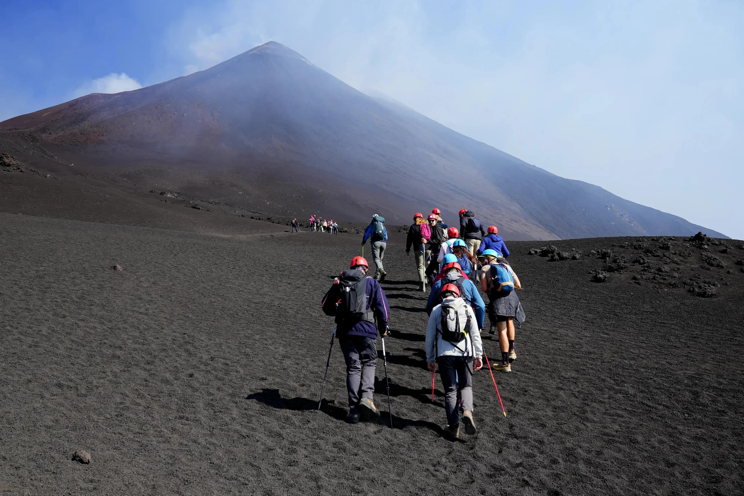 Ingresso e biglietti per Monte Etna: Escursione ai Crateri Sommitali da Etna Sud