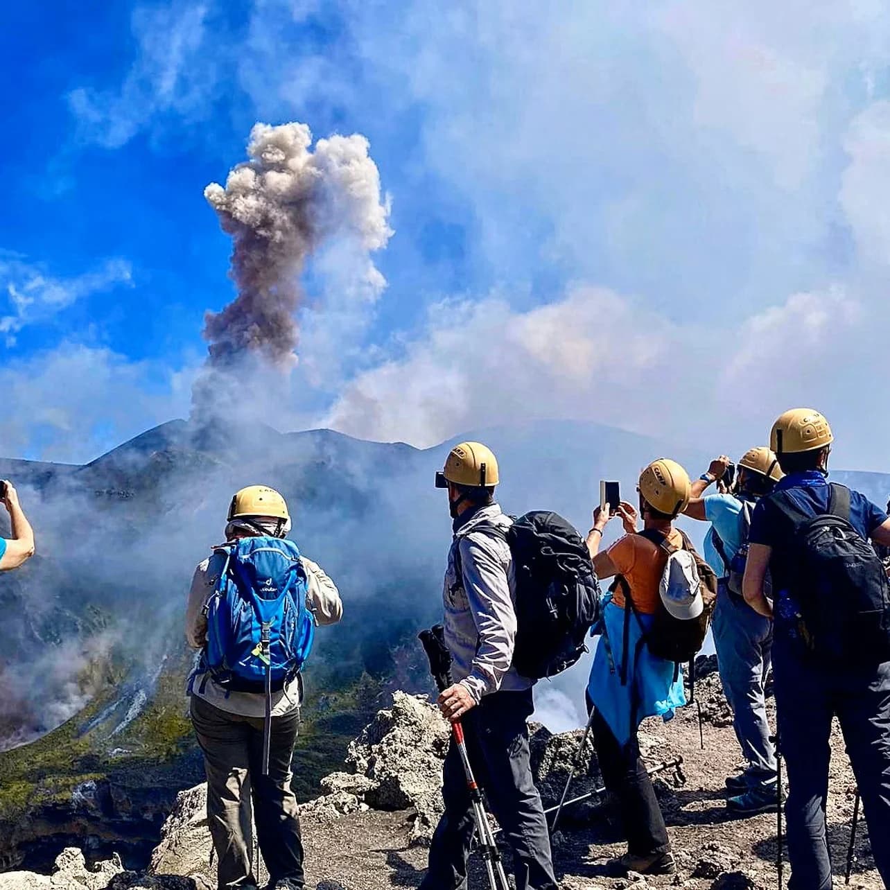 Ingresso e biglietti per Monte Etna: Escursione ai Crateri Sommitali da Etna Sud