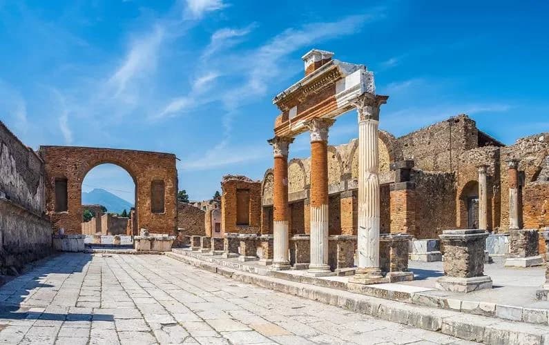 Ingresso e biglietti per PASSEGGIATA A POMPEI CON GUIDA UFFICIALE E BIGLIETTO INCLUSO