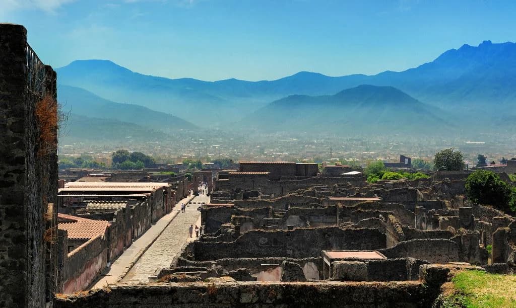 Ingresso e biglietti per PASSEGGIATA A POMPEI CON GUIDA UFFICIALE E BIGLIETTO INCLUSO