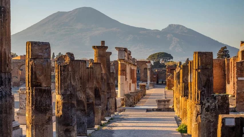 Ingresso e biglietti per PASSEGGIATA A POMPEI CON GUIDA UFFICIALE E BIGLIETTO INCLUSO