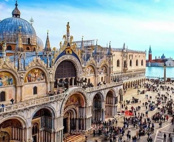 Ingresso e biglietti per Tour guidato con ingresso prioritario della Basilica di San Marco e History Gallery