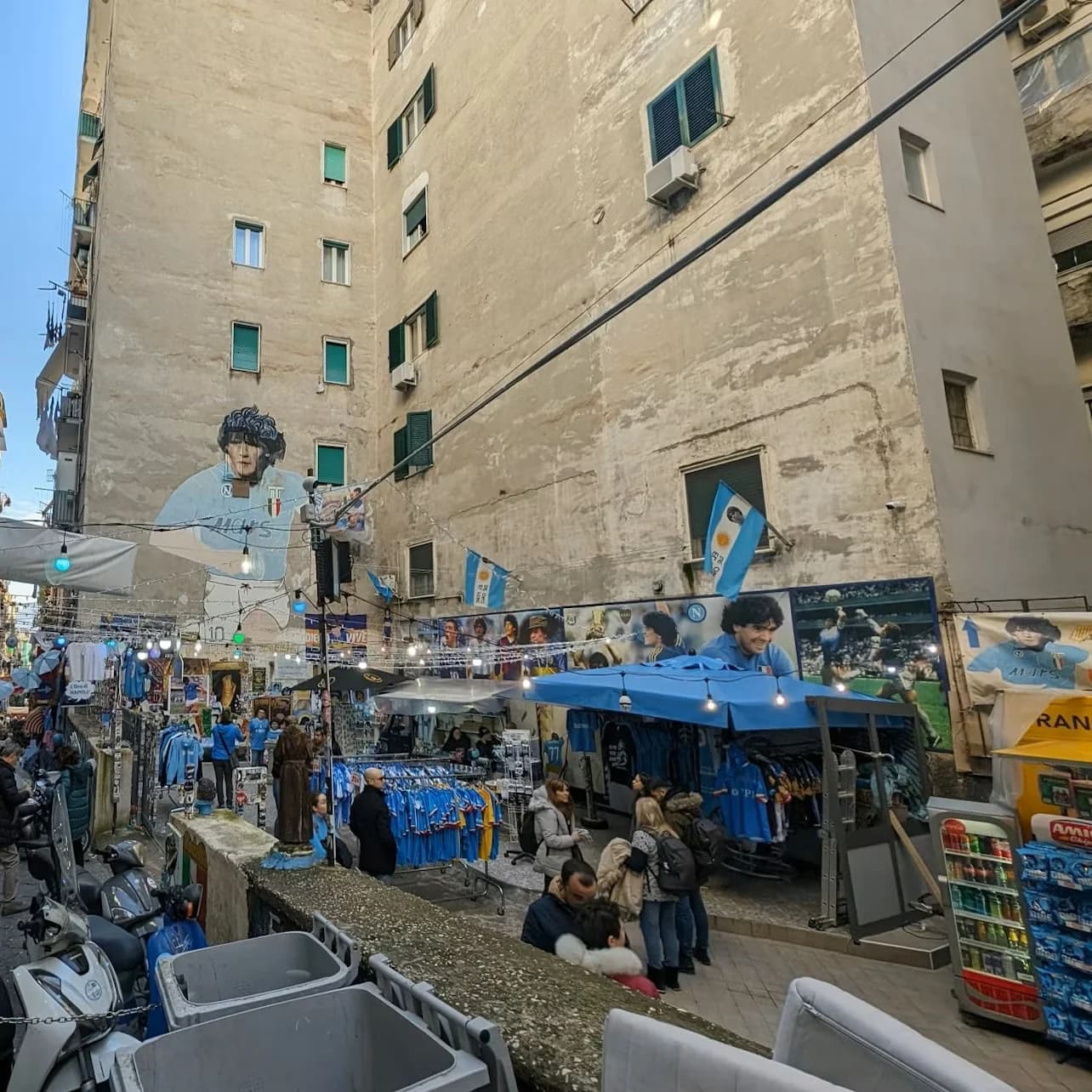 Ingresso e biglietti per Tour guidato del Palazzo Reale e dei Quartieri Spagnoli