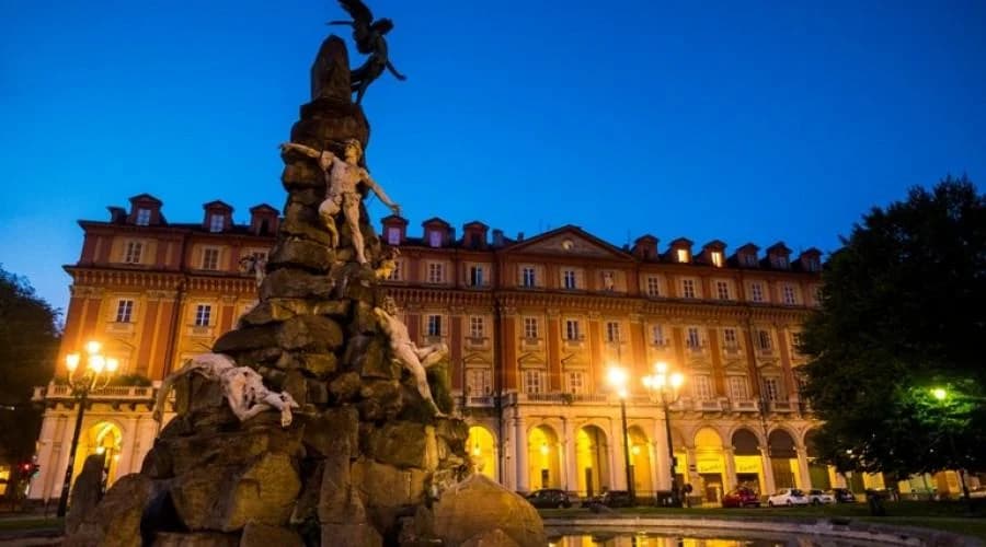 Ingresso e biglietti per Tour guidato di Magic Turin