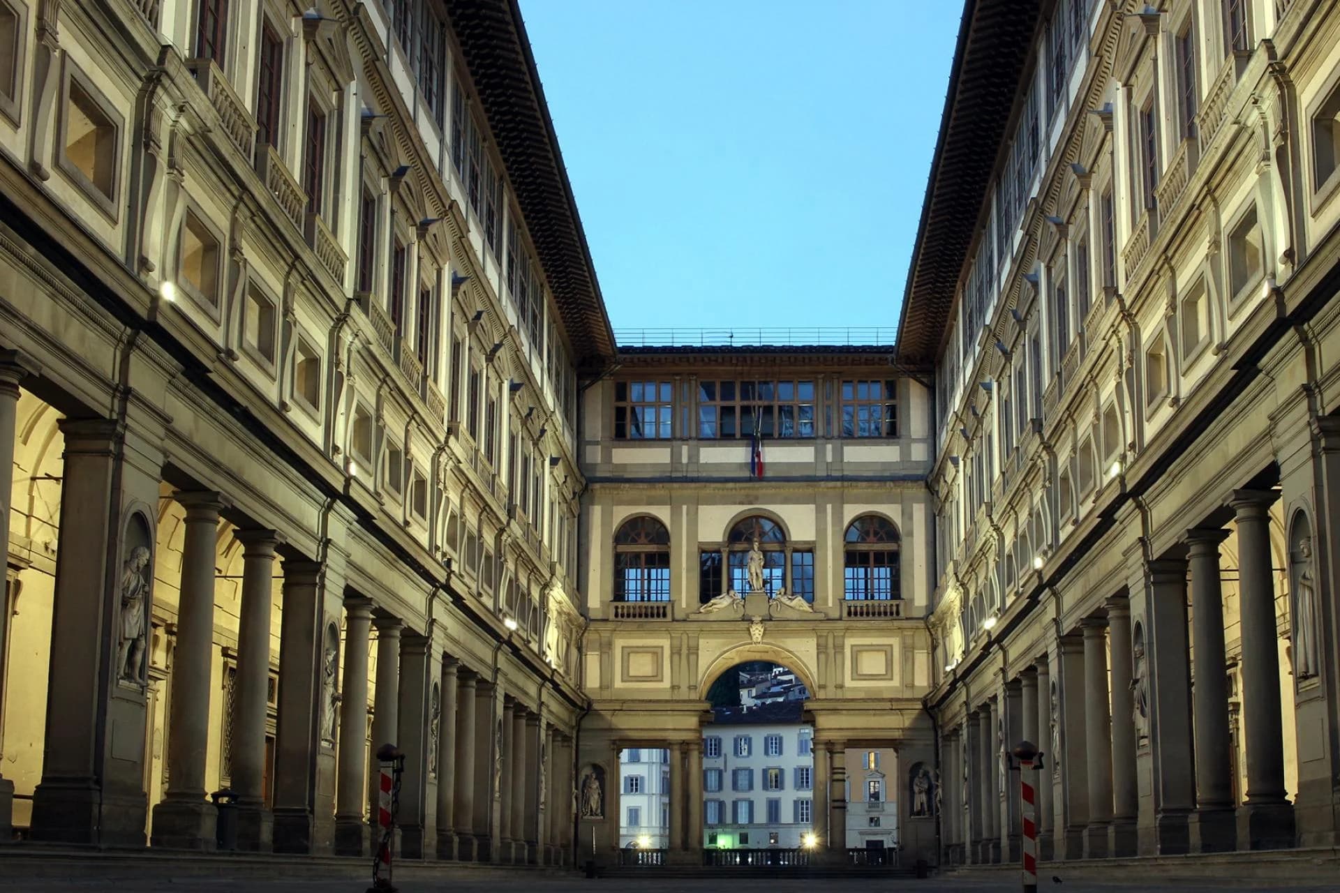 Ingresso e biglietti per Uffizi Gallery + City Sightseeing Firenze